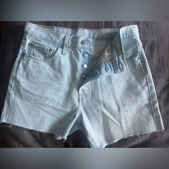 Levi’s 501 denim shorts - Picture 3 of 4